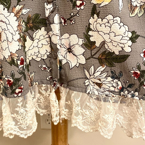 Umgee Grey White Floral Boho Lace Sleeveless Button Down Collared Mini Dress L - Picture 4 of 9